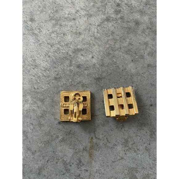 Vintage Lucien Piccard Earrings Stud Square Gold Tone Clip On Geometric 1” x 1” - Picture 2 of 9